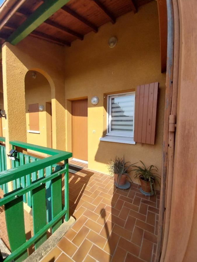 Bihotze27 Apartment Cazaubon Exterior photo